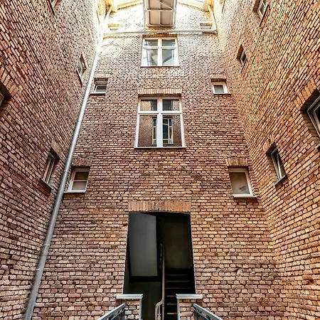 Klimatyczny Loft W Centrum Poznania Apartment Posen